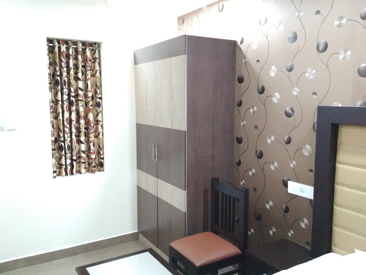 Alwaye Hotel Rukmini מראה חיצוני תמונה