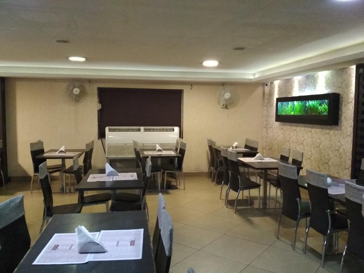 Alwaye Hotel Rukmini מראה חיצוני תמונה